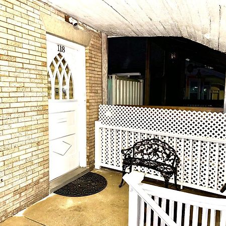3 Bedrooms, Boardwalk Duplex Beachblock Home! แอตแลนติกซิตี้ ภายนอก รูปภาพ