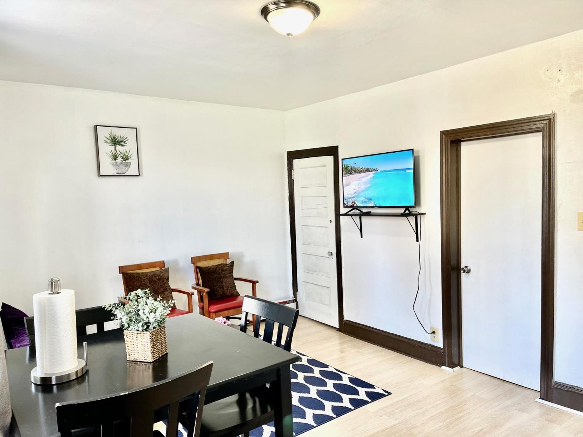 3 Bedrooms, Boardwalk Duplex Beachblock Home! แอตแลนติกซิตี้ ภายนอก รูปภาพ