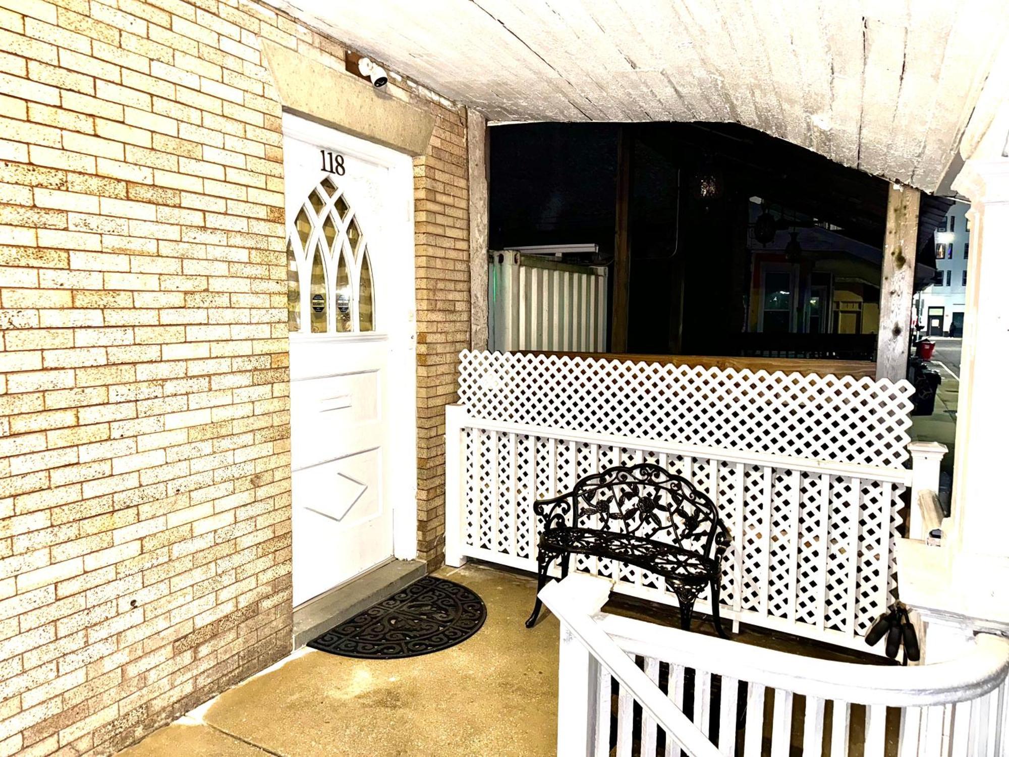 3 Bedrooms, Boardwalk Duplex Beachblock Home! แอตแลนติกซิตี้ ภายนอก รูปภาพ